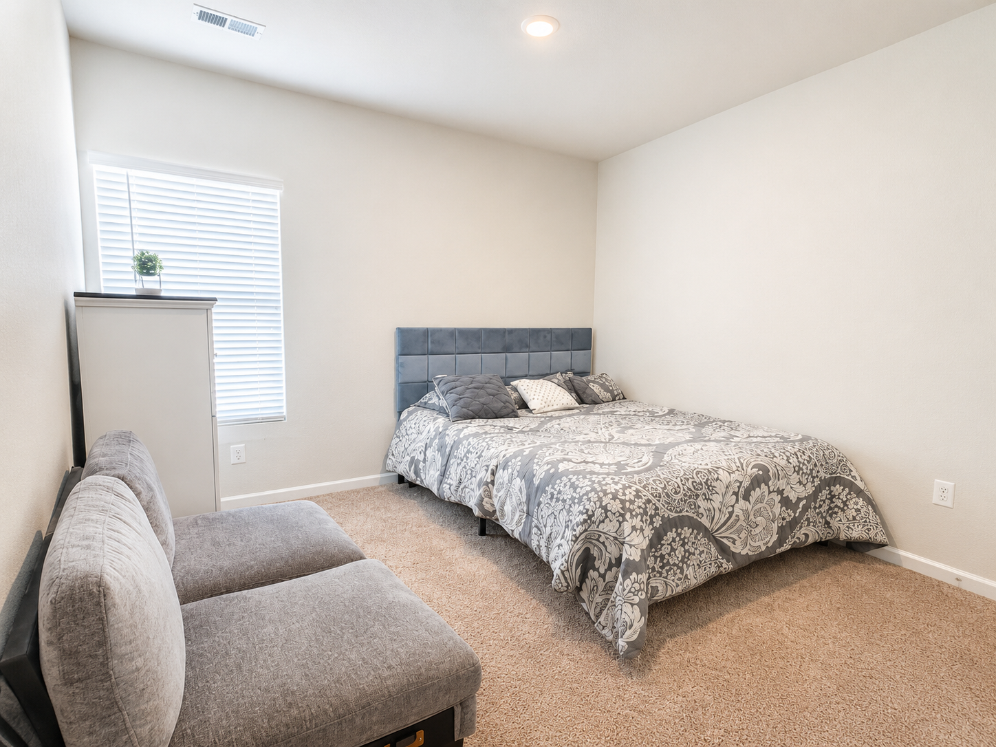 Bedroom — supervised living home Northern Virginia